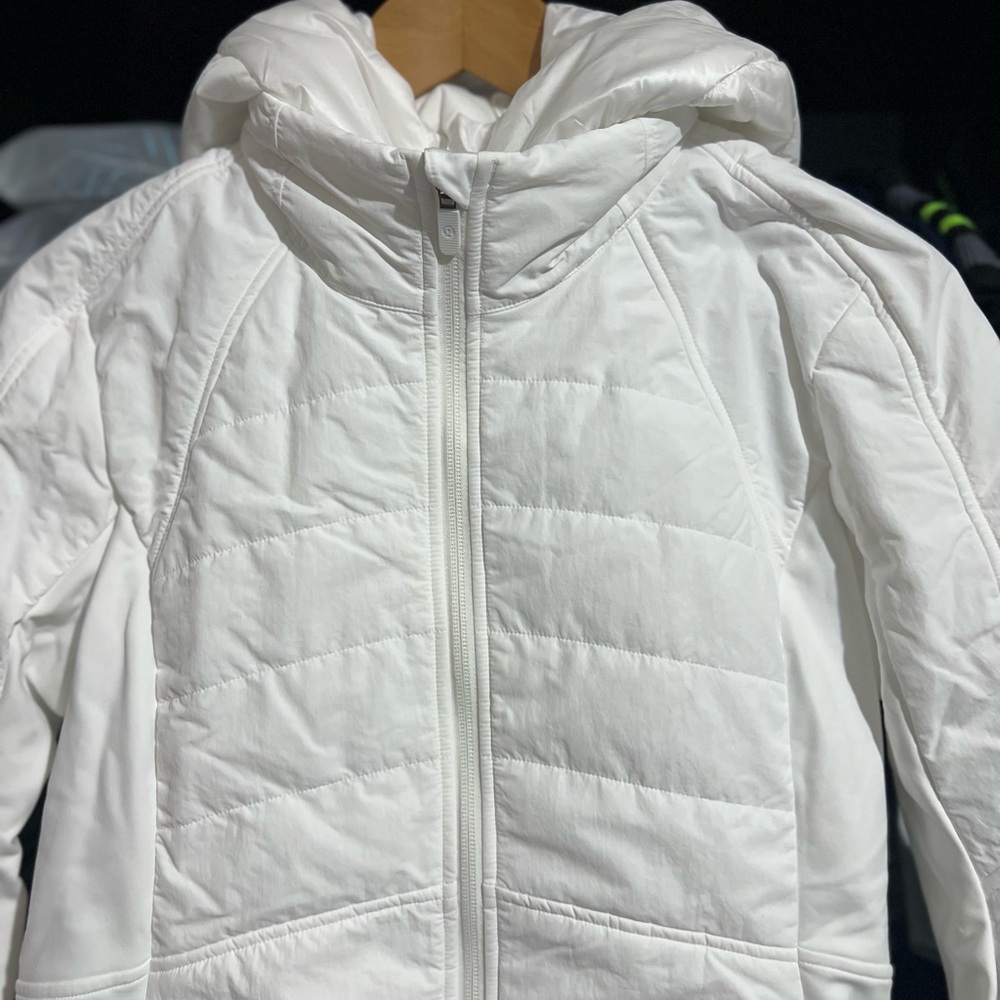 Lululemon Another mile jacket - Picture 5 of 8